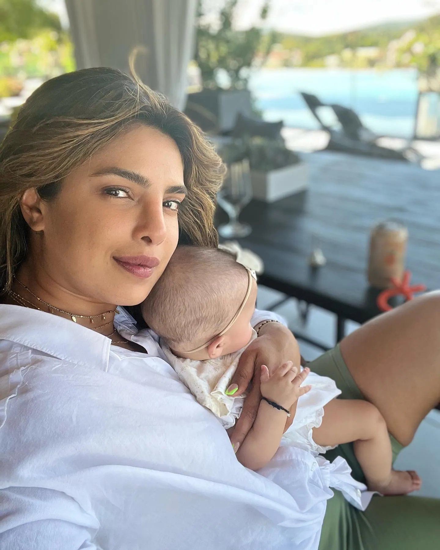 priyanka with her cute daughter 