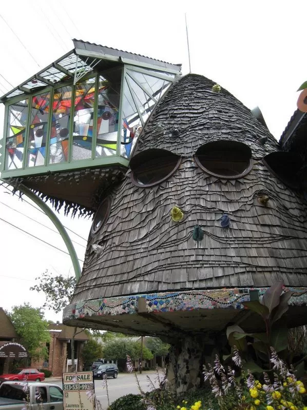 10 weirdest houses in the world
