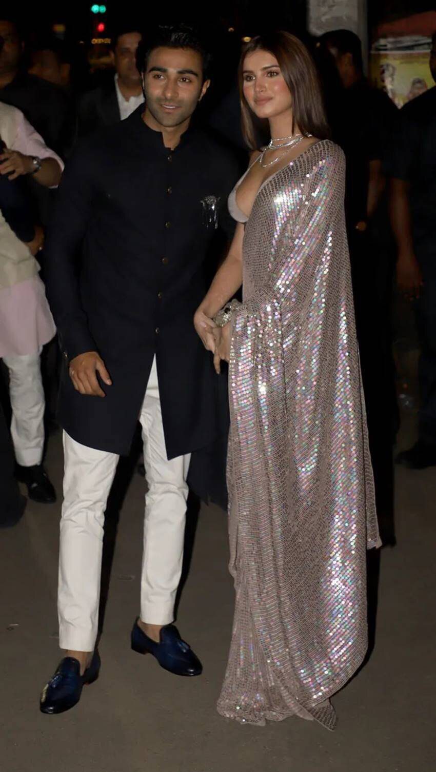 katrina-kaif-to-kiara-advani-and-sushmita-sen-these-actros-public-their-love-relationship-in-diwali-party