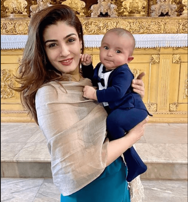 raveena-tandon-gives-special-gift-to-grandson-rudra-on-his-naming-cerremony