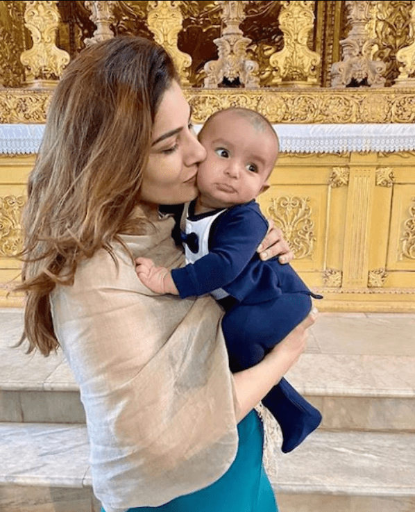 raveena-tandon-gives-special-gift-to-grandson-rudra-on-his-naming-cerremony