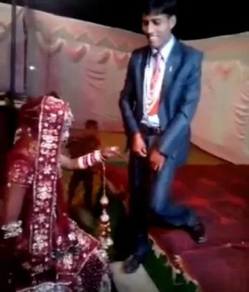 see-10-such-pictures-of-marriage-seeing-which-you-will-not-be-able-to-stop-laughing